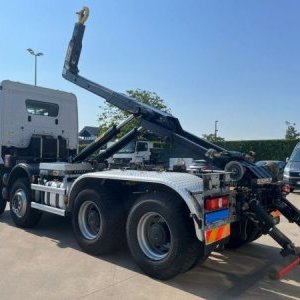 foto 8x4 Mercedes Roll-off tipper