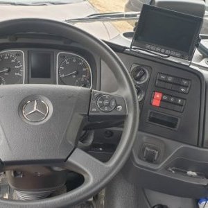 foto malo km 16t MB hakowiec Atego Mercedes 1530