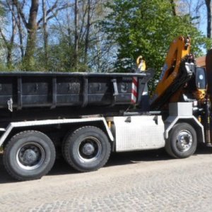 foto 8x4 Mercedes 3246 + Effer (2020)