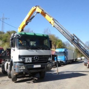 foto 8x4 Mercedes 3246 + Effer (2020)