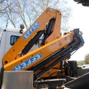 foto 8x4 Mercedes 3246 + Effer (2020)