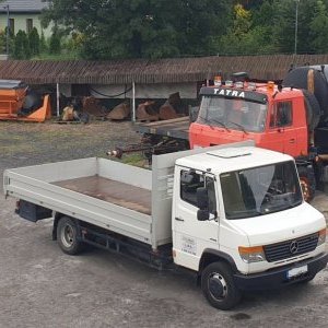 foto 7.5t MB ladunek 4.9m(2021) Vario 816D Mercedes