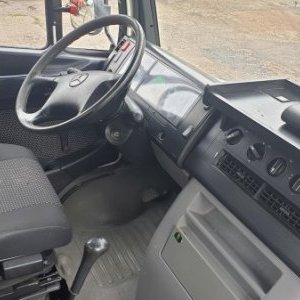 foto 7.5t MB ladunek 4.9m(2021) Vario 816D Mercedes