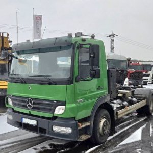 foto 15t MB hakowiec(2021) miachy Mercedes Atego 1529