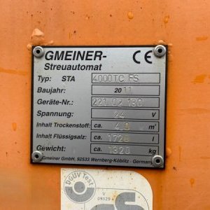 foto MB Unimog U 500 Winter maintenance