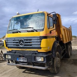 foto 6x6 dumper Mercedes wywrotka