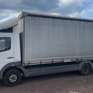 foto 7.5t MB 6.2m Mercedes Atego 818 EUR5 żagiel