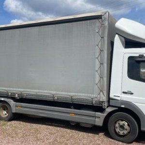foto 7.5t MB 6.2m Mercedes Atego 818 EUR5 żagiel